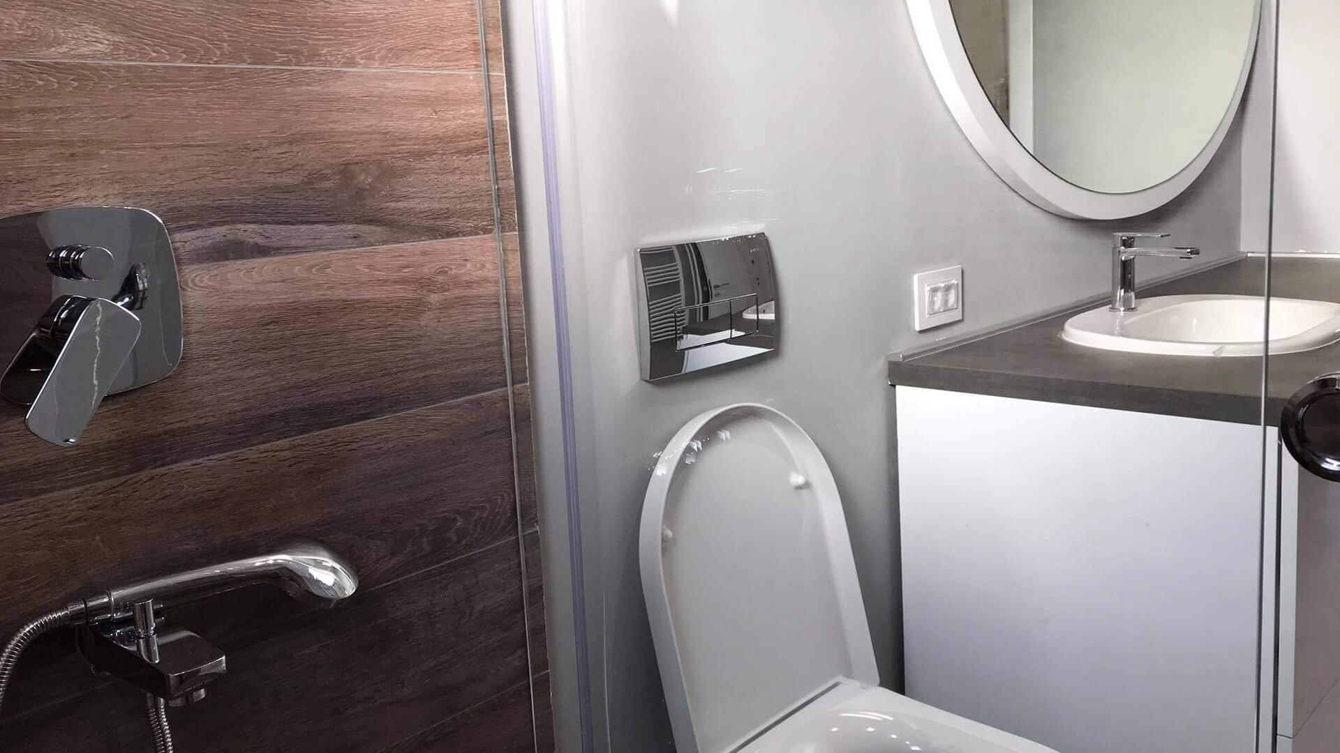 Apartman na dan A8 Toalet