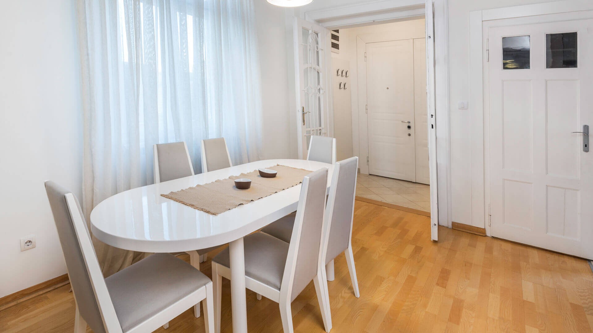 Apartman Rakoc A35 Deo sa stolom