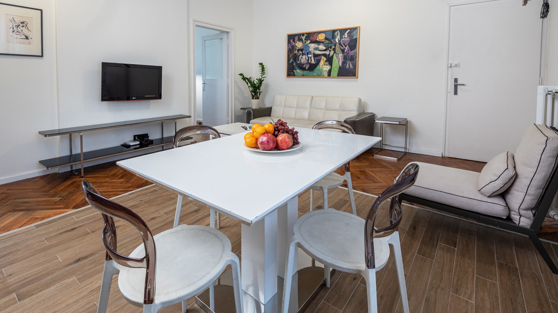 Apartman A23 - Trpezarija i ulaz