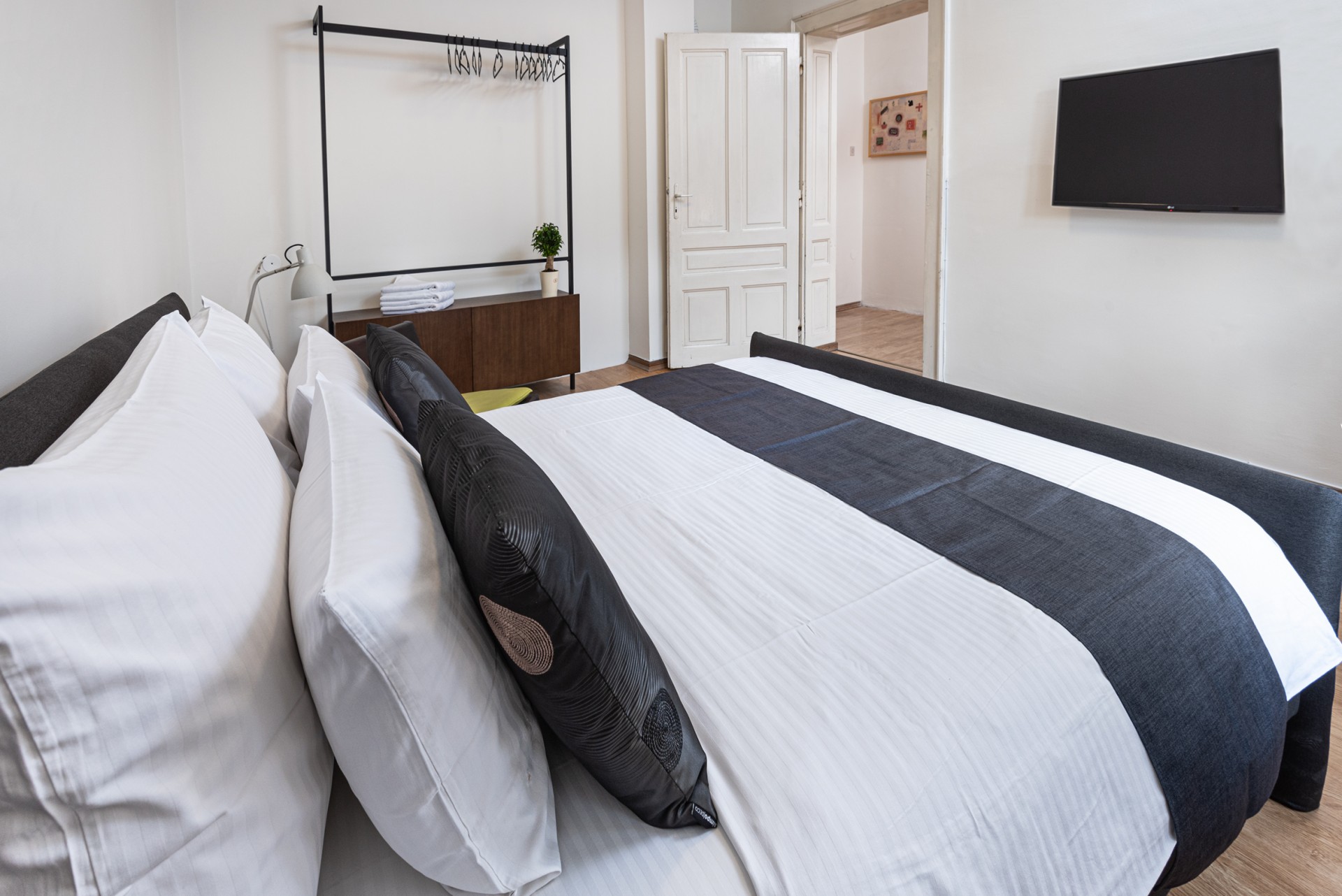 Apartman A24 - Trosoban stan