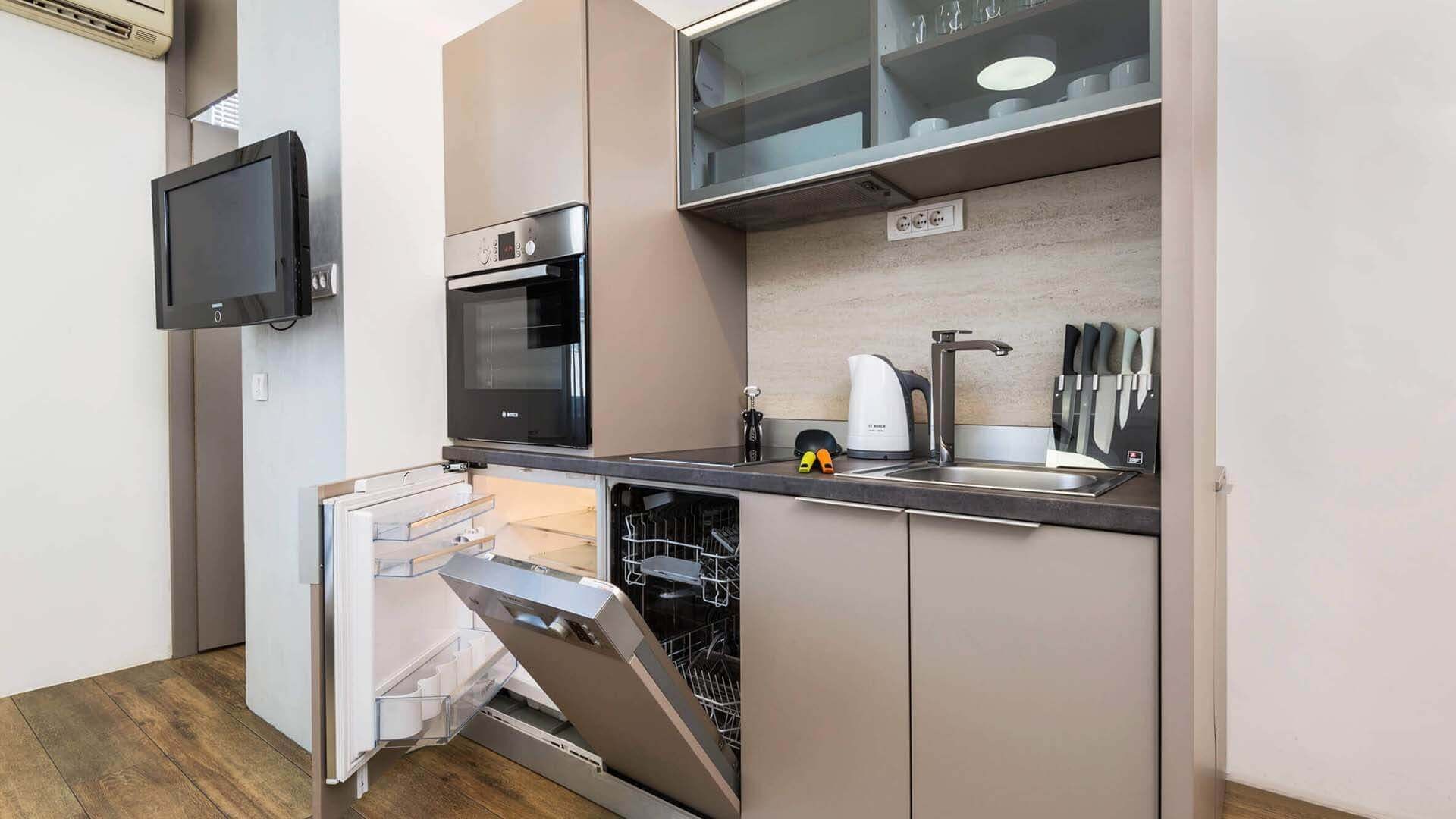 Jeftin apartman A2 Smeštaj na dan