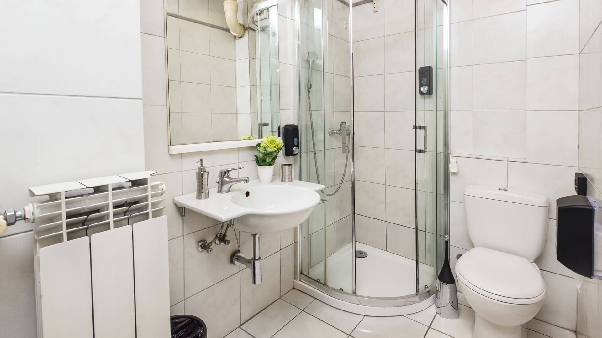 Jeftin apartman A25 Kupatilo