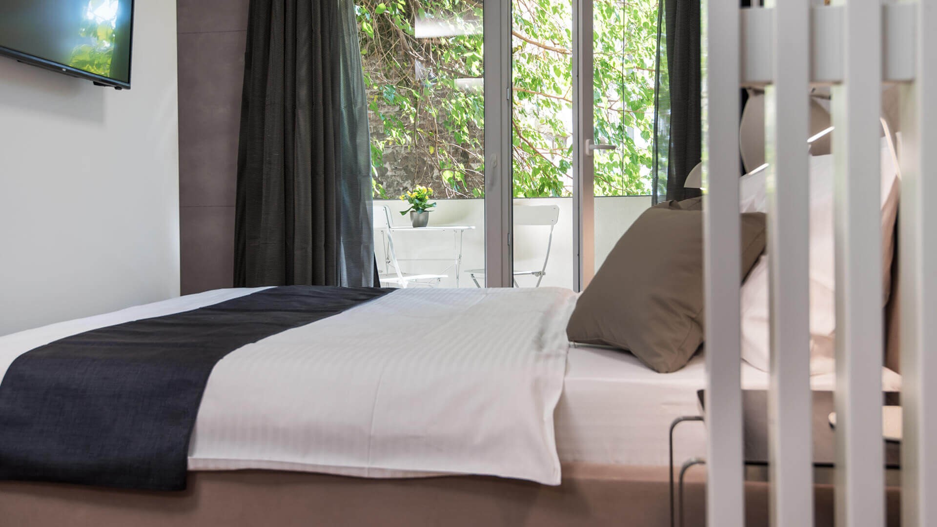 Stan na dana A16 Prva soba