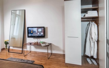 Apartman A12 Plakar u stanu