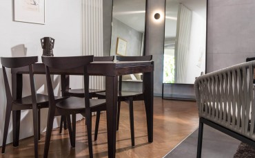 Apartman A16 Trpezariski sto