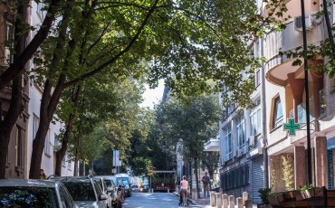 Apartman A18 Ispred stana