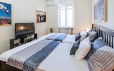 Apartman centar A22 Povoljan stan