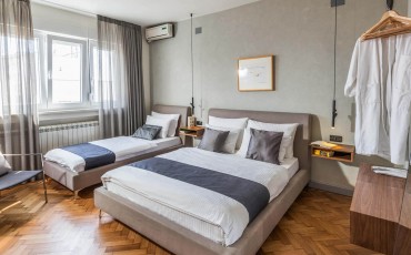 Apartman na dan A11 Stan sa parkingom