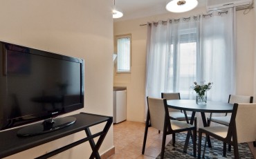 Apartman na dan A17 Trpezarija