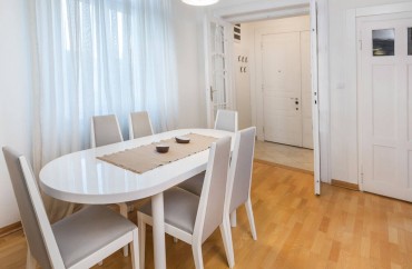 Apartman Rakoc A35 Deo sa stolom