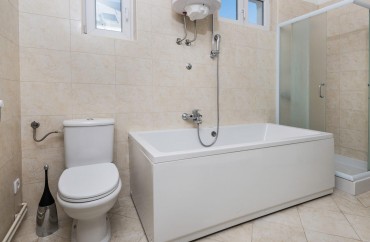 Apartman Rakoc A35 Kupatilo sa kadom