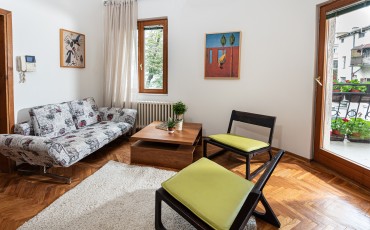 Apartman A24 - Dnevna soba sa terasom