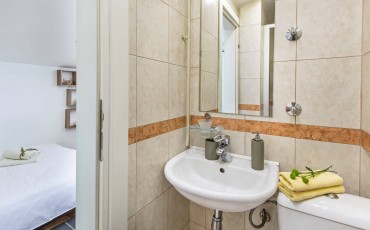 Jeftin apartman A1 Kupatilo u stanu