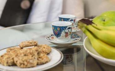 Jeftin apartman A2 Detalj sa stola