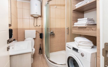 Jeftin apartman A18 Kupatilo