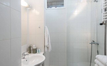 Stan na dan centar A12 Stan sa garažom