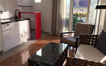 Trosoban apartman A8 Smeštaj na dan