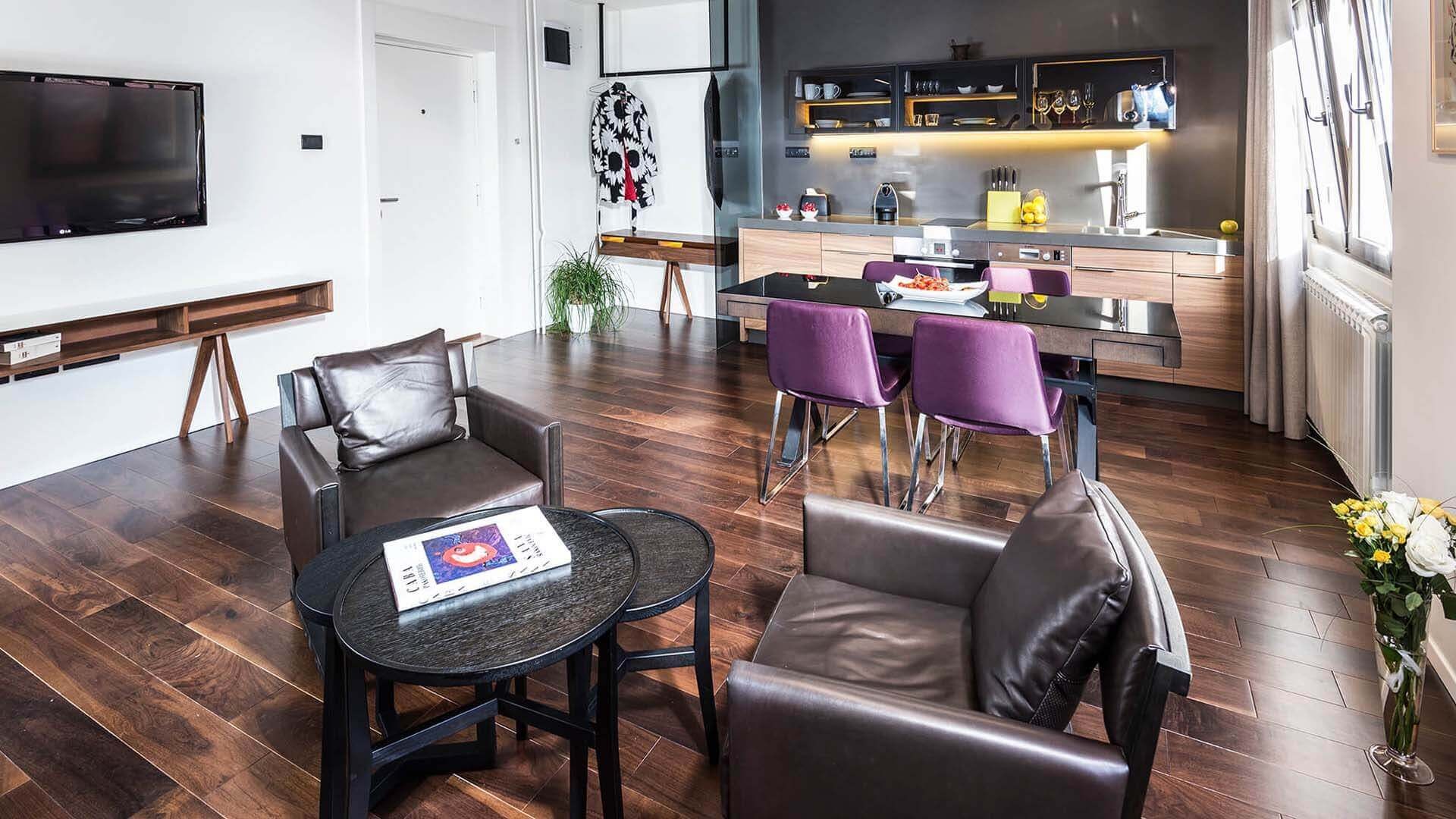 Trosoban apartman A5 Stan u centru