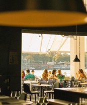 Restorani za uživanje prijatna druženja večeri i dobre zabave