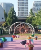 apartmani-beograd-park-sa-paukovom-mrezom