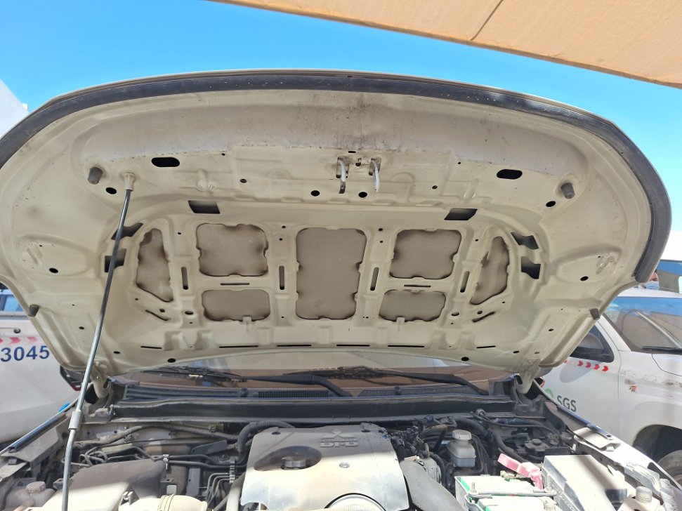 Mitsubishi L200  2020 image