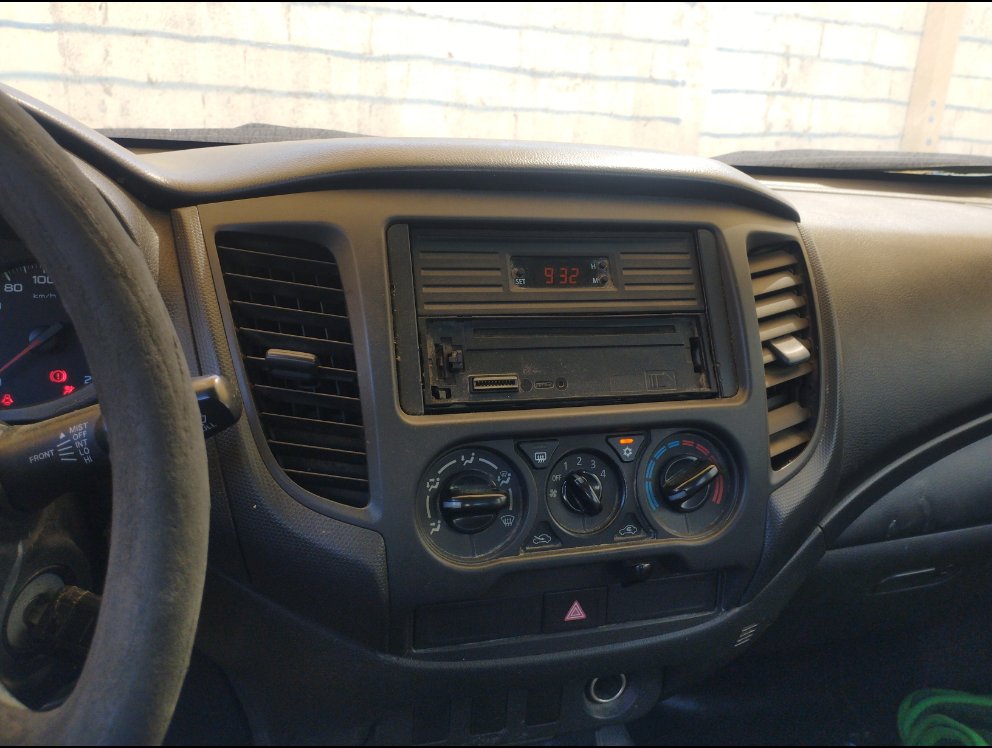 ميتسوبيشي L200  2020 image