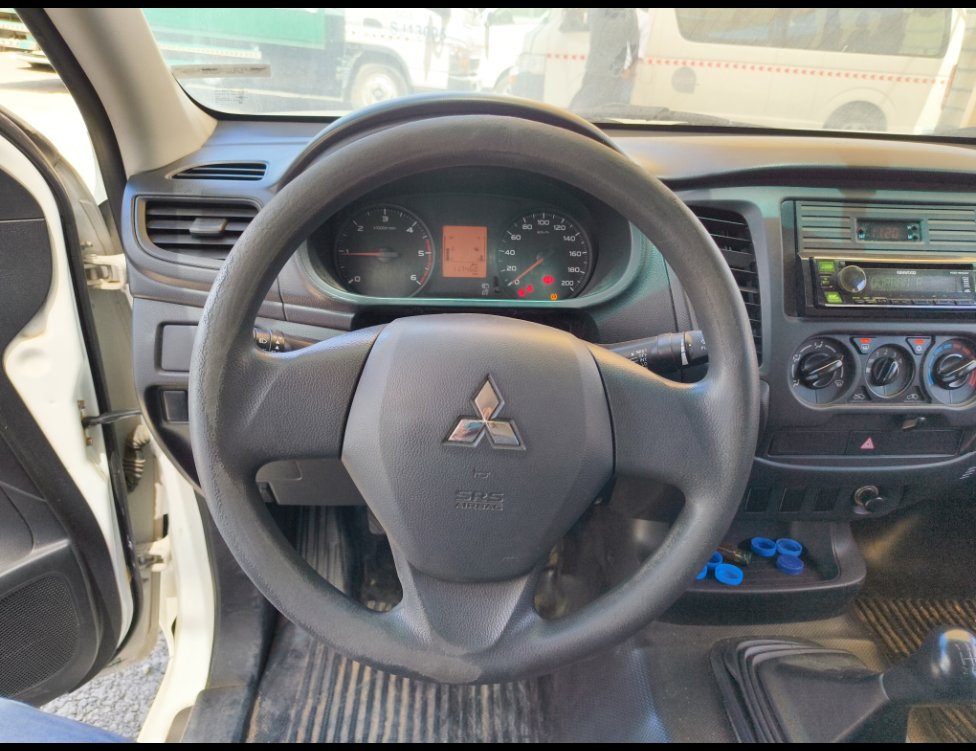 ميتسوبيشي L200  2020 image