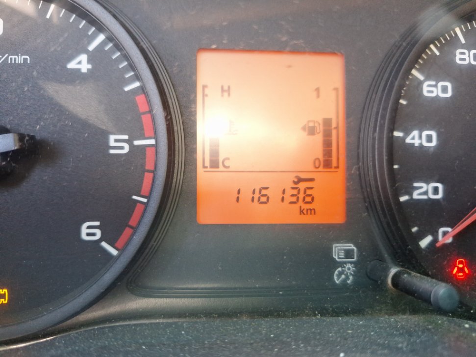 Mitsubishi L200  2020 image