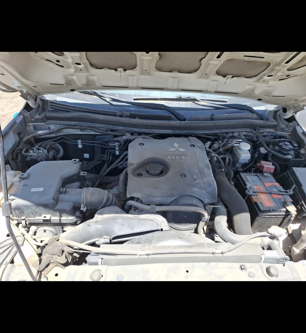 Mitsubishi L200  2020 image