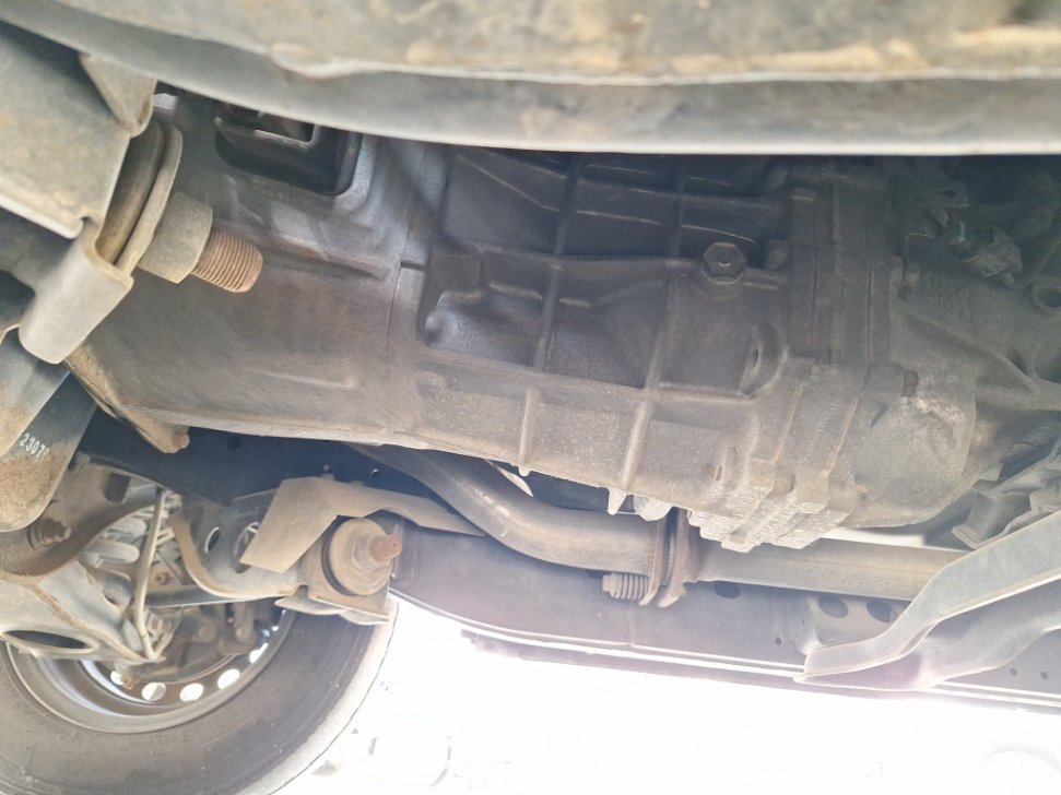 Mitsubishi L200  2020 image