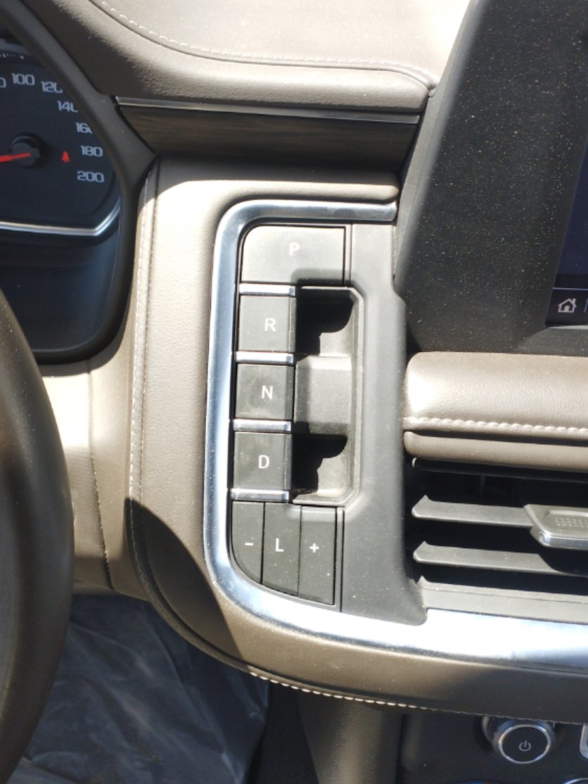 Chevrolet  Tahoe LS 2023 image