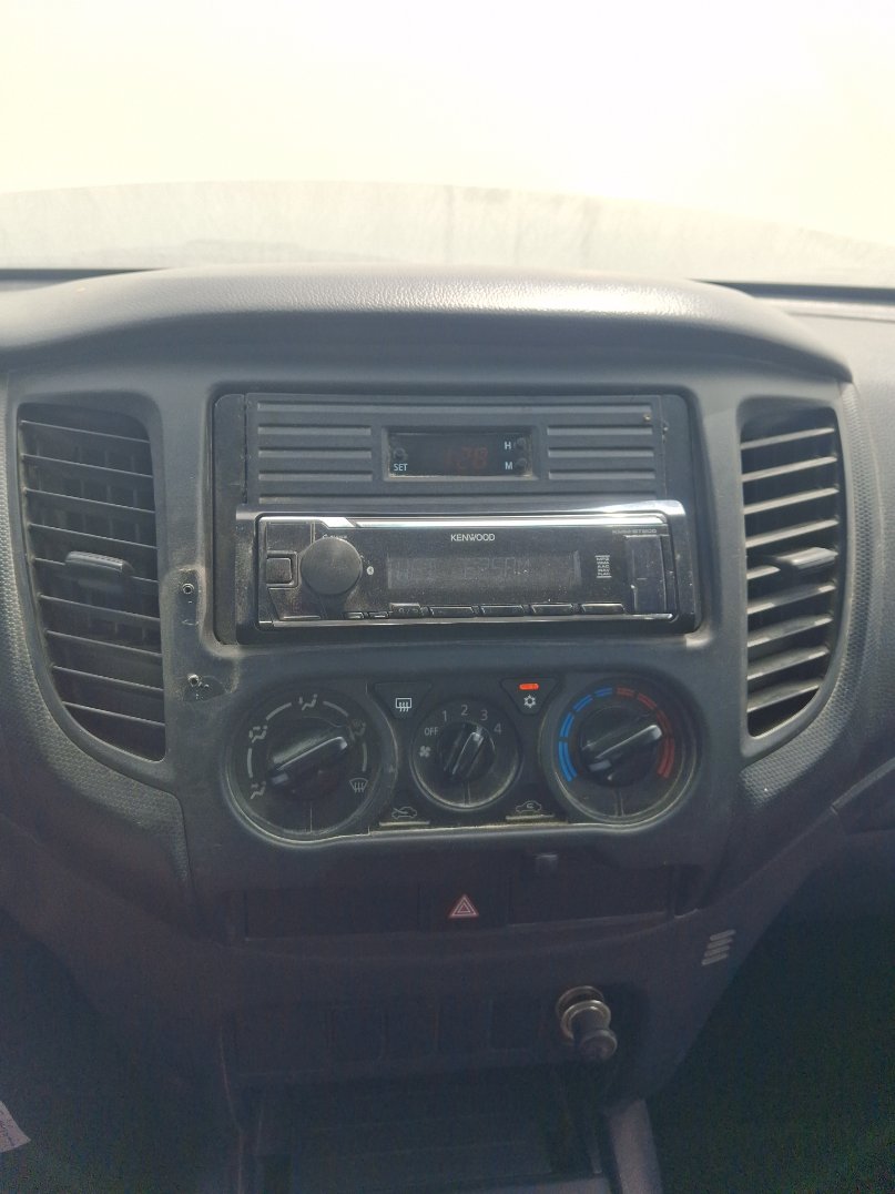 ميتسوبيشي L200 4X4- 2021 image