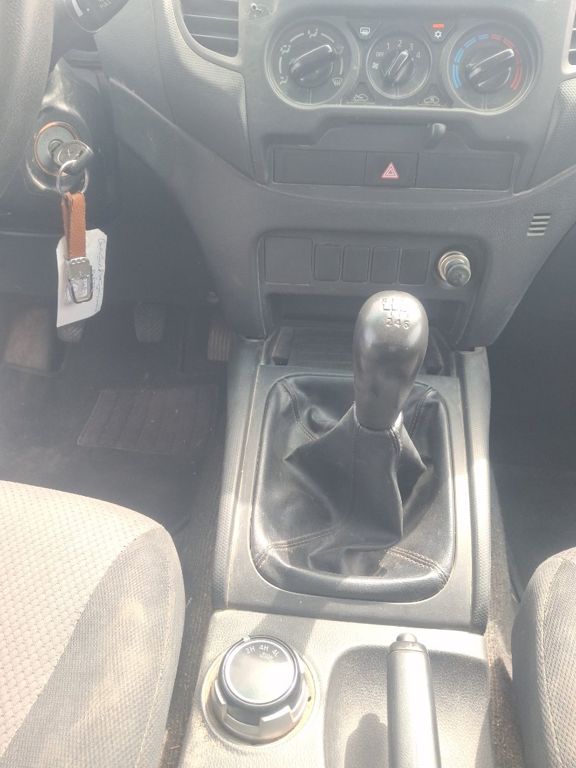 ميتسوبيشي L200 4X4- 2021 image