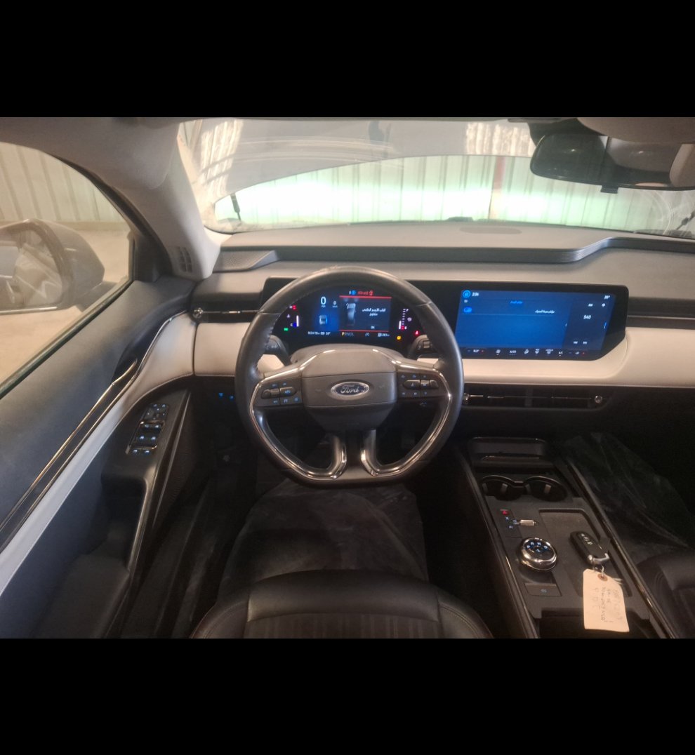 Ford Taurus  2023 image