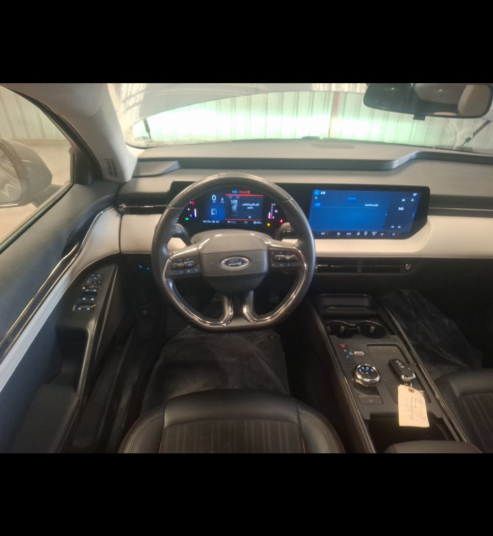 Ford Taurus  2023 image