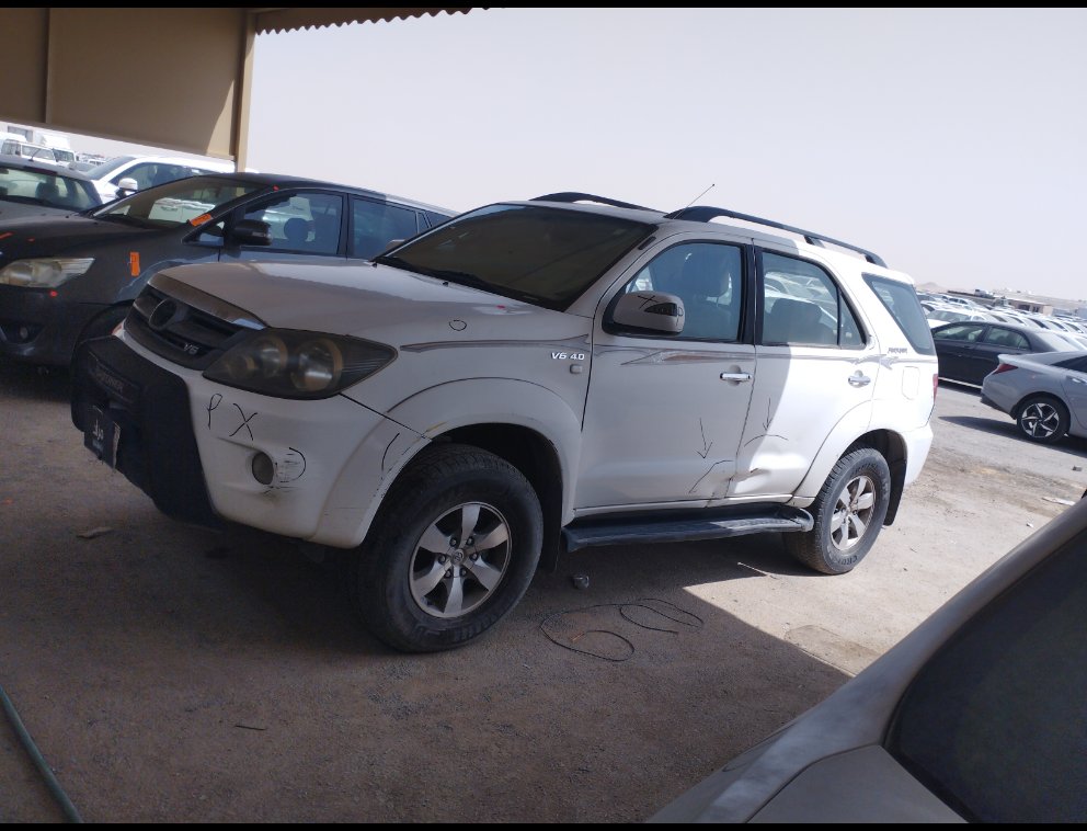 Toyota Fortuner تالف - اسقاط لوحات  2008 image
