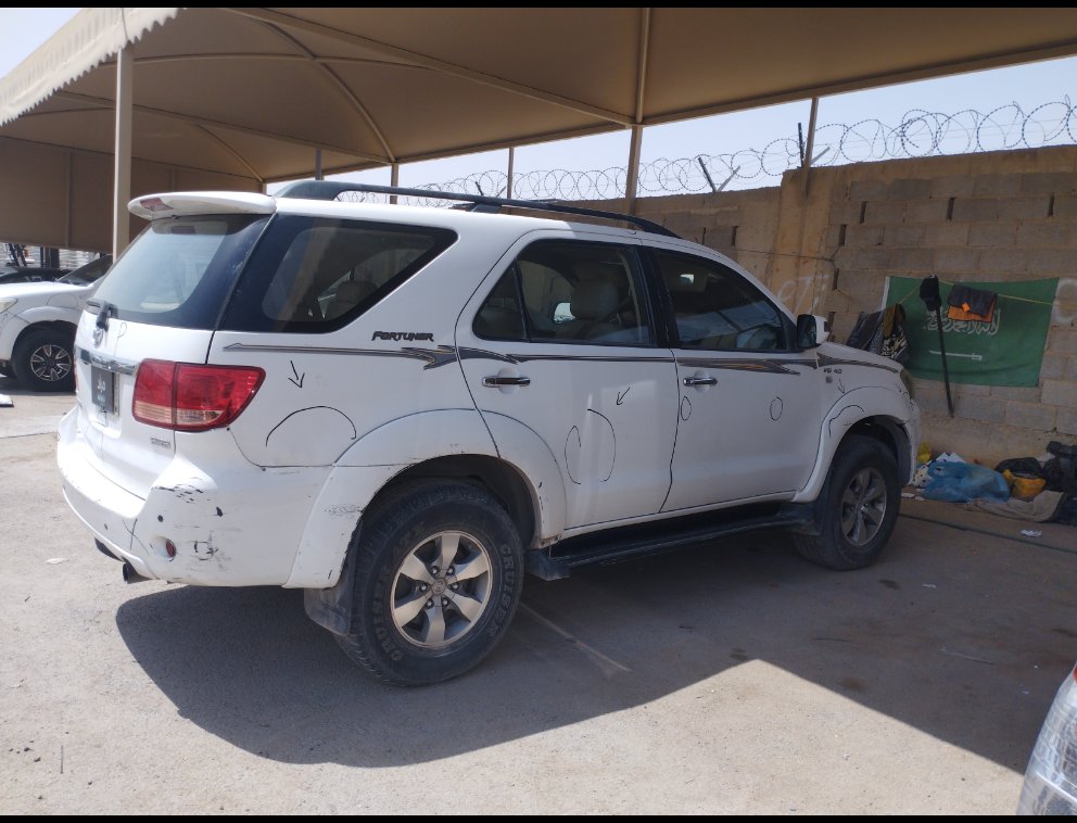 Toyota Fortuner تالف - اسقاط لوحات  2008 image