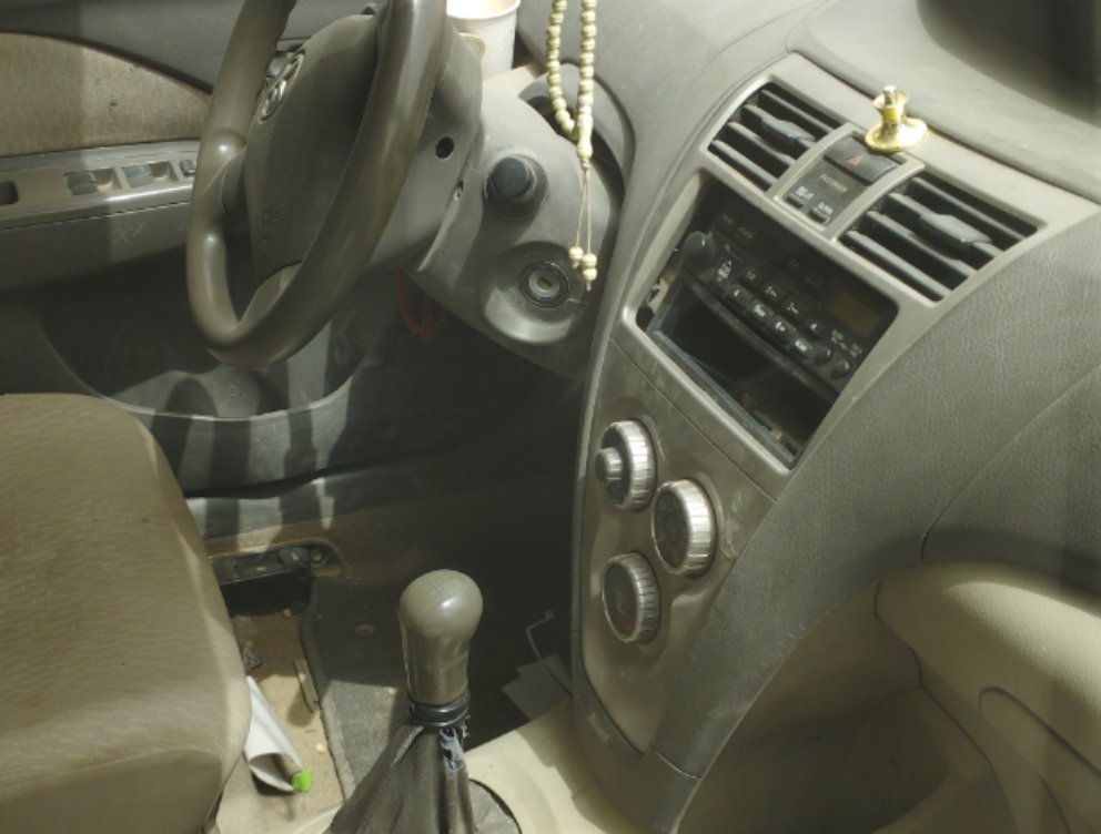 تويوتا يارس  2011 image