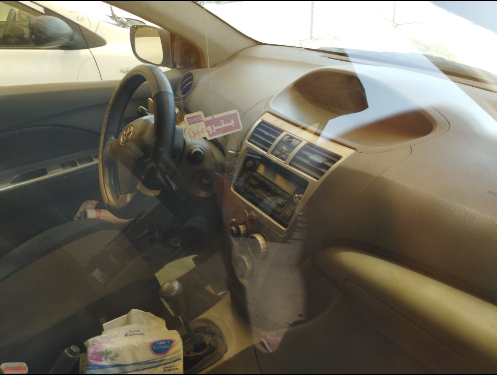 تويوتا يارس  2011 image