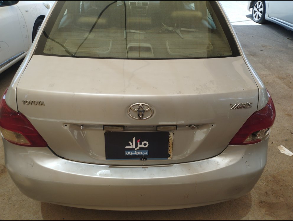 تويوتا يارس  2011 image