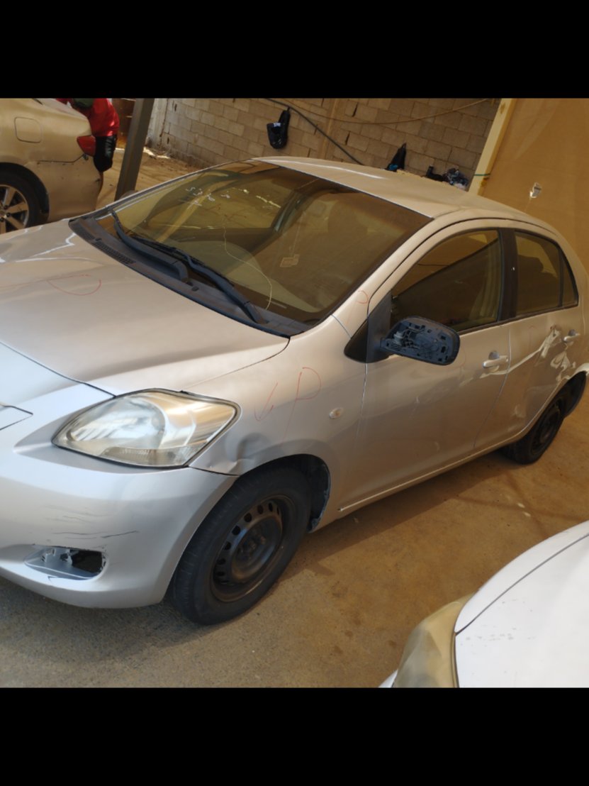 تويوتا يارس  2011 image