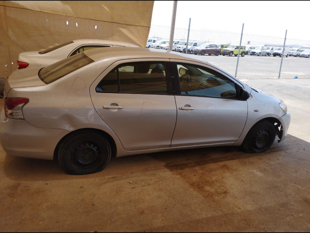 تويوتا يارس  2011 image