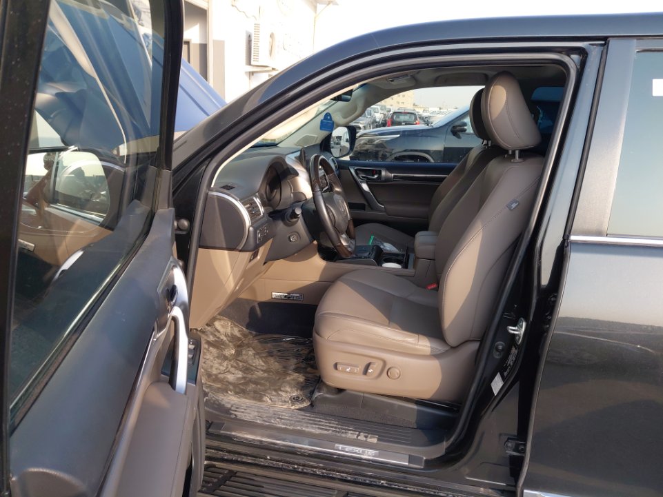 Lexus GX 460 2022 image