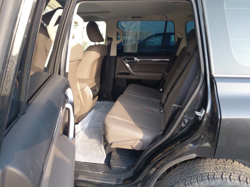 Lexus GX 460 2022 image