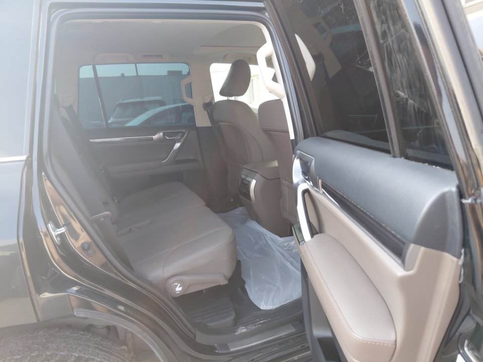 Lexus GX 460 2022 image
