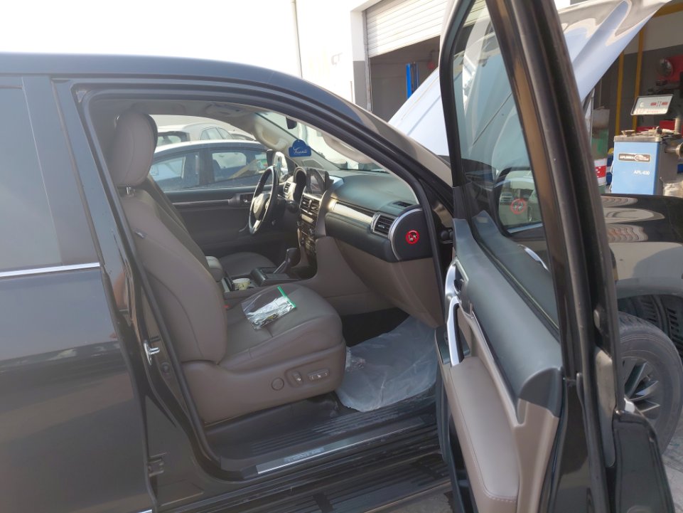 Lexus GX 460 2022 image