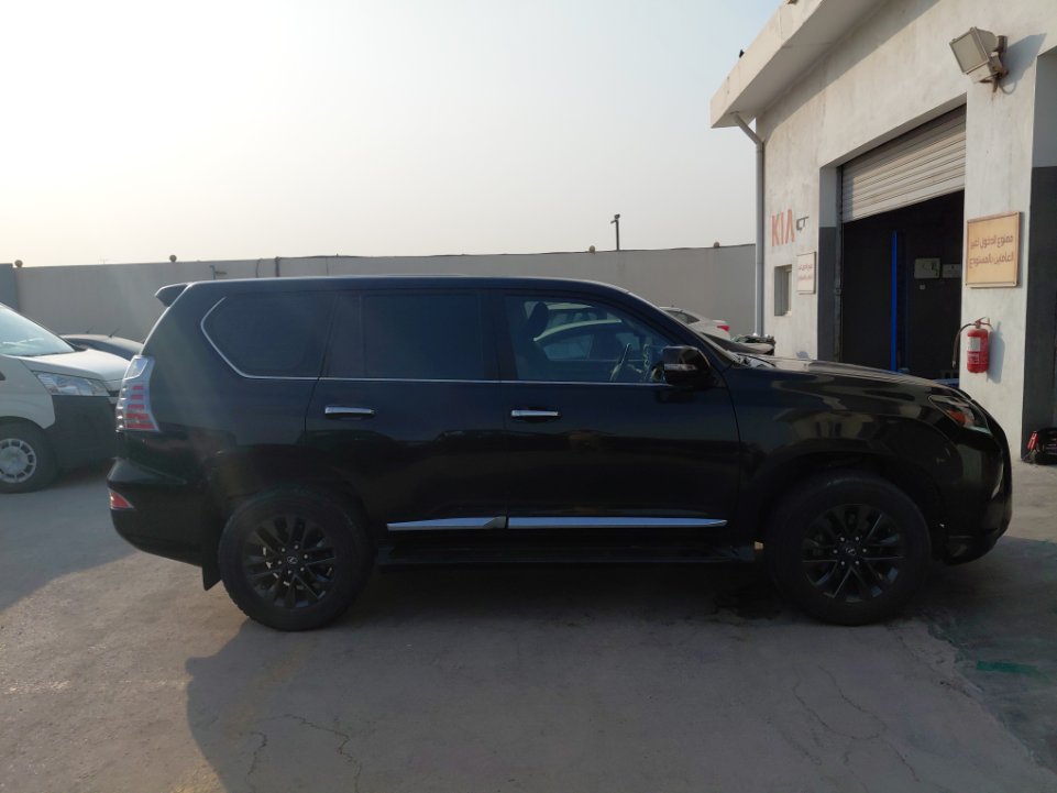 Lexus GX 460 2022 image