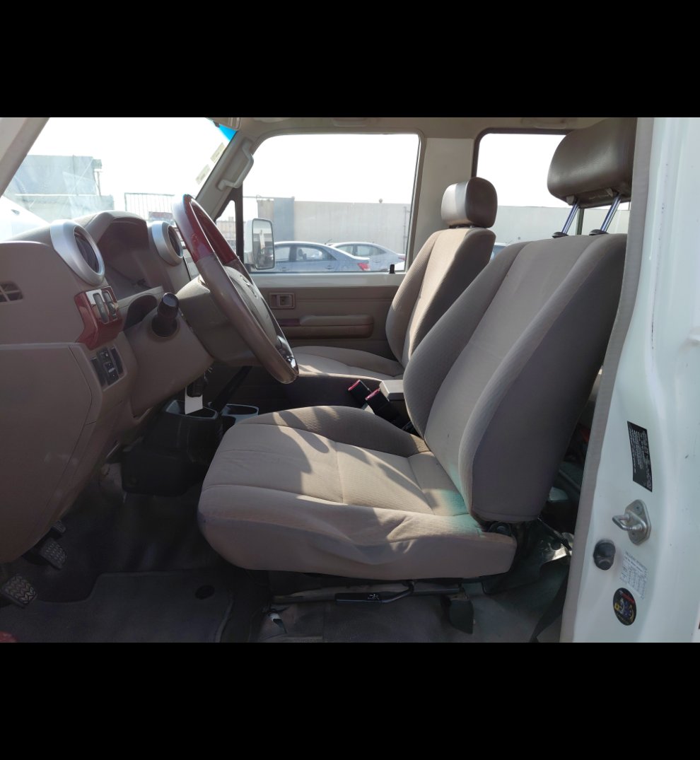 Toyota Land Cruiser 70  2021 image