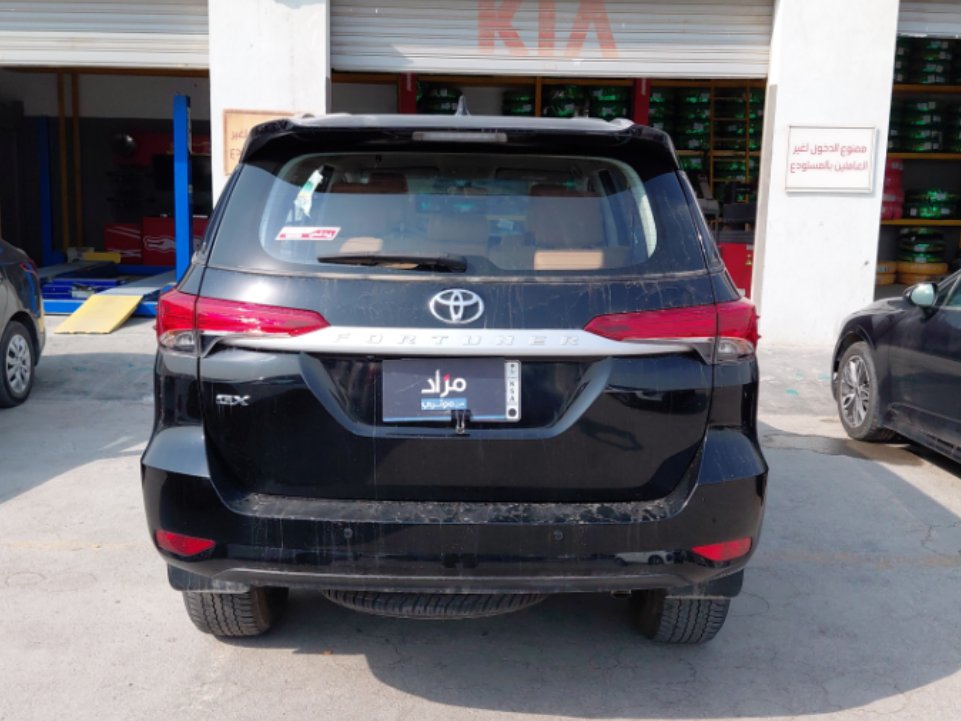 Toyota Fortuner GX 2024 image