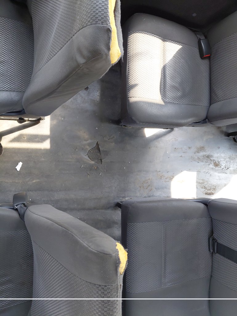 Nissan Urvan  2019 image